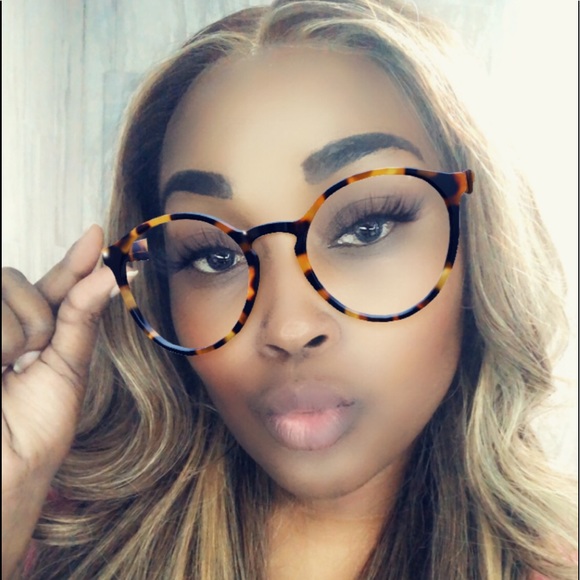 Meet your Posher, Ty - Picture 1 of 1